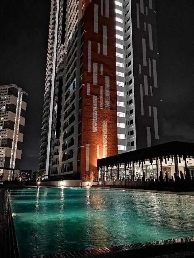 Grand Meritus Homestay @Penang Perai Apartment